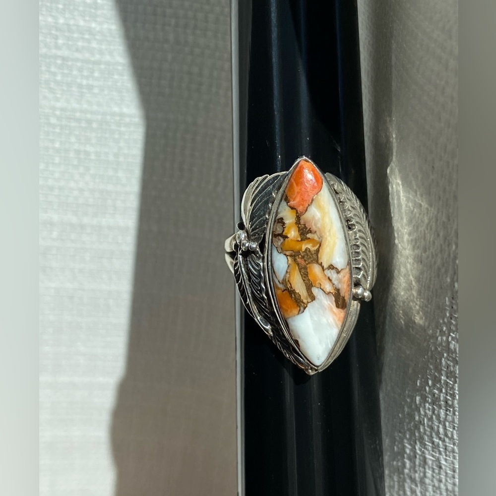 Spiny oyster in sterling silver ring size 7
